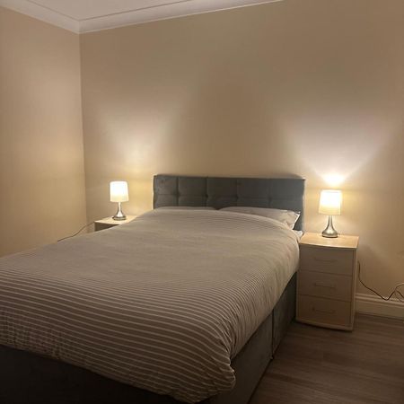 Leavesden Residence - Central - Cosy - Harry Potter Watford  Luaran gambar
