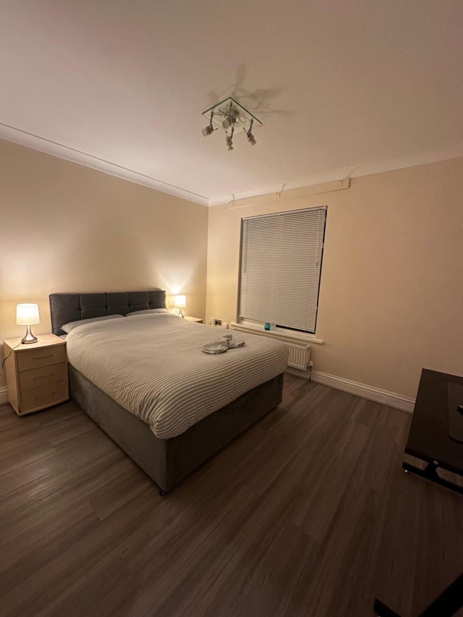 Leavesden Residence - Central - Cosy - Harry Potter Watford  Luaran gambar